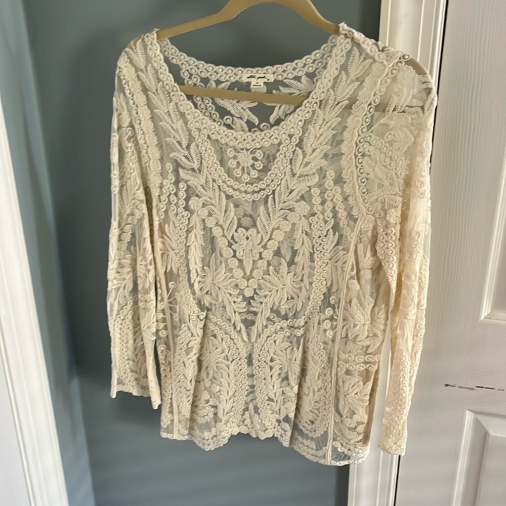 Women’s lace sheer top, size medium - Picture 1 of 6
